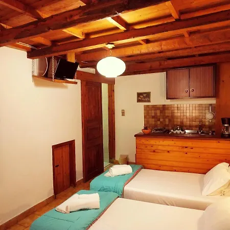 Affittacamere In Guest - Chryssoula No1 *